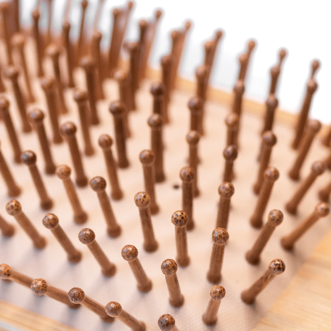 NIOMI Bamboo Paddle Hairbrush